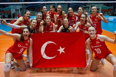 18 Yaş Altı Milli Kadın Voleybol Takımı, Avrupa şampiyonası biletini kaptı