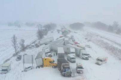 ABD'de yüzden fazla aracın karıştığı zincirleme kaza