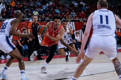 Anadolu Efes, Hapoel Tel Aviv'e kaybetti