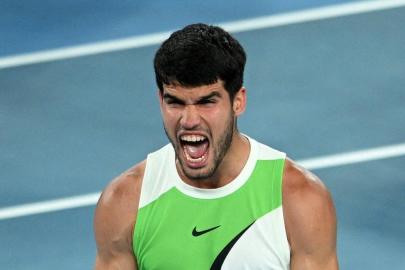 Avustralya Açık'ta Carlos Alcaraz ve Elina Svitolina yarı finale kaldı