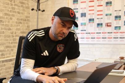 Burak Yılmaz, AA'nın "Yılın Kareleri" oylamasına katıldı