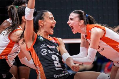 Eczacıbaşı, Nilüfer Belediyespor'u mağlup etti