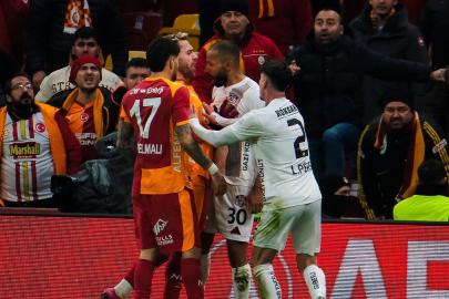 Eski hakemler, Galatasaray-Gaziantep maçının tartışmalı pozisyonlarını değerlendirdi