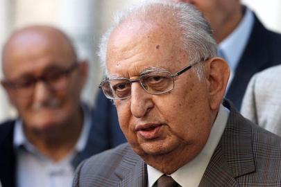 Eski TBMM Başkanı Cindoruk yoğun bakımda