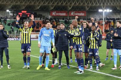 Fenerbahçe hava şartlarından dolayı Alanya'da kaldı