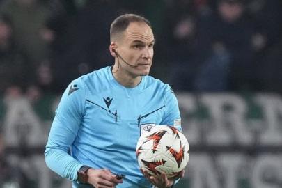 Fenerbahçe'ye Sırp hakem! FCSB maçını yönetecek