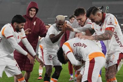 Galatasaray, İngiliz ekipleriyle 26. randevuda