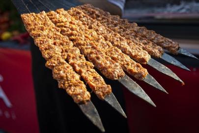 Gıdada hile ifşa edildi: Et ürünlerinde kanatlı eti, baharatlarda yasaklı boya