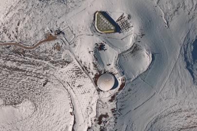 Göbeklitepe beyaza büründü: 12 bin yıllık tarih dronla görüntülendi