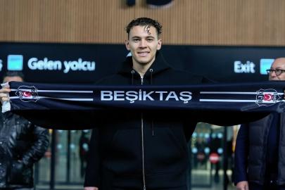 Kristjan Asllani, Beşiktaş'ın 195. yabancı oyuncusu oldu