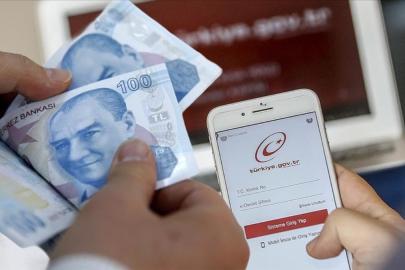 Öğrencilere 43 bin 500 TL burs verilecek