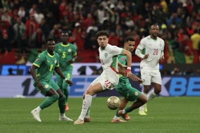 Olaylı finalde kupaya uzanan Senegal oldu