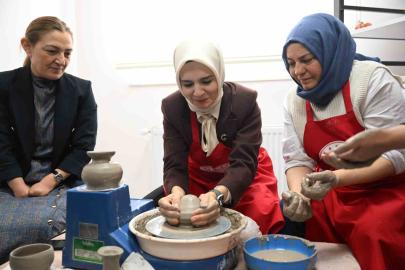 Bakan Göktaş, Erzurum’da Engelli Aktif Yaşam Merkezi’nin açılışını yaptı