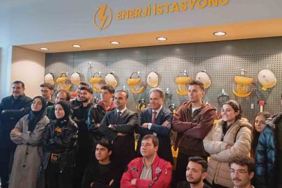 Bakan Kacır, İnönü Üniversitesi’nde Milli Teknoloji Atölyesi’nin açılışını yaptı