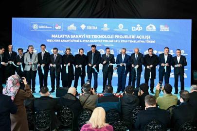 Bakan Kacır: "Teknoloji üreten ve geliştiren Türkiye idealini gerçeğe dönüştürdük"