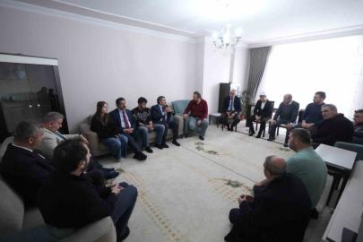 Bakan Tekin’den taziye ziyareti