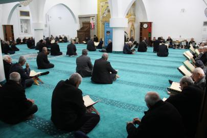 Batman'da Ramazan coşkusu: Camilerde mukabeleye yoğun ilgi