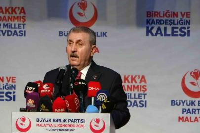 BBP Genel Başkanı Destici: "Deprem bölgeleri ayağa kalkıyor, devletimiz güçlüdür"
