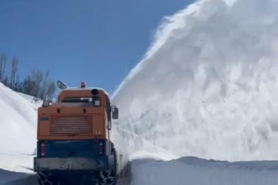 Bitlis’te karla mücadele çalışmaları devam ediyor