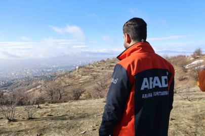 Elazığ’da kayıp yaşlı adamı arama çalışmaları sürüyor