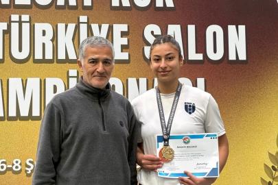 Elazığlı sporcu gülle atmada Türkiye şampiyonu oldu