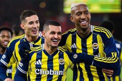 Fenerbahçe'nin UEFA kadrosu belirlendi