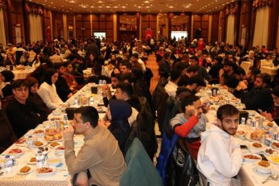 İnönü Üniversitesi öğrencileri kampüs iftarında buluştu
