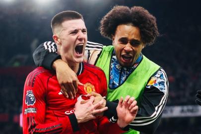 Manchester United, Fulham'a 3 attı