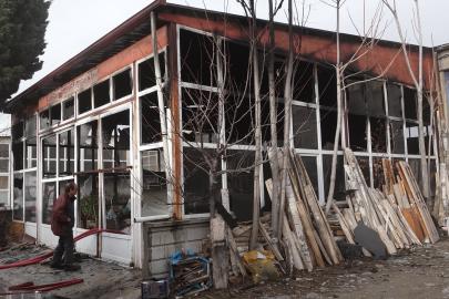 Mobilya imalathanesi yandı