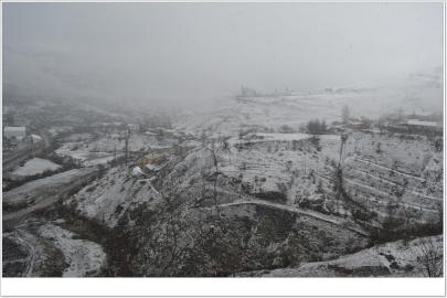 Pervari’de kar nedeniyle bazı köy yolları ulaşıma kapandı