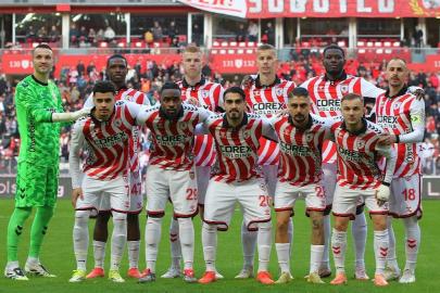 Samsunspor, UEFA Konferans Ligi kadrosunu bildirdi