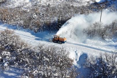Tunceli’de 85 köy yolu ulaşıma açıldı, 28 köy yolunda çalışmalar sürüyor