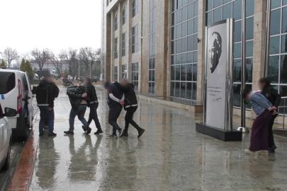 Uşak’ta uyuşturucu operasyonunda 5 şüpheli tutuklandı