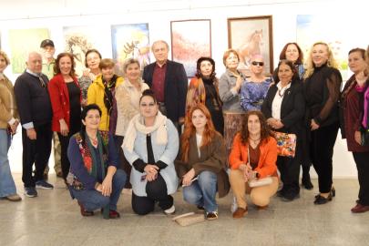 Antalyalı sanatçılar bahar sergisinde buluştu