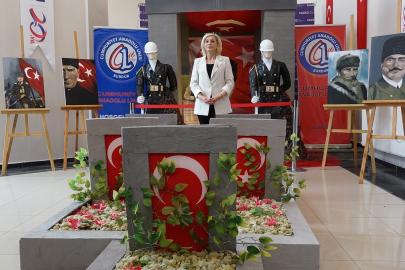 Atık malzemelerden şehitlik anıtı