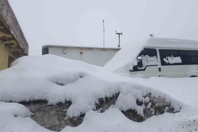 Başkale’de kar yağışı