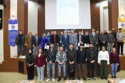 ETÜ’de "İstiklal Marşı’nın Kabulünün 105. yılı ve Mehmet Akif Ersoy" paneli düzenlendi