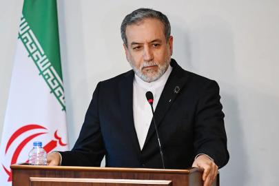 İran Dışişleri Bakanı Arakçi: ABD, sivillerin su kaynağını vurdu