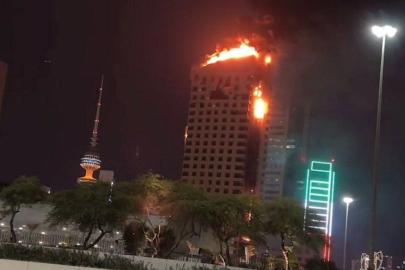 İran'ın Körfez ülkelerindeki ABD üslerine misillemeleri sürüyor