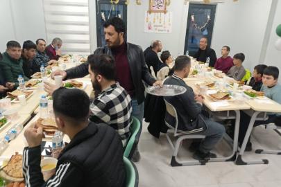 Malatya'da görme engelliler iftarda buluştu
