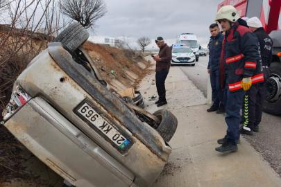 Malatya’da kontrolden çıkan araç takla atıp ters döndü: 6 yaralı