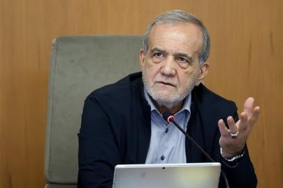 Pezeşkiyan'dan bölgedeki ABD üslerini hedef almalarına ilişkin İslam ülkelerine çağrı