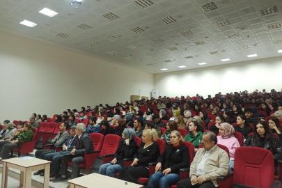 Üniversite öğrencilerine ’kadına yönelik şiddetle mücadele’ semineri