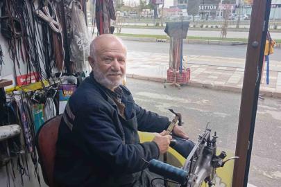 Baba mesleğini 45 yıldır sürdüren ustadan gençlere ‘meslek öğrenin’ tavsiyesi