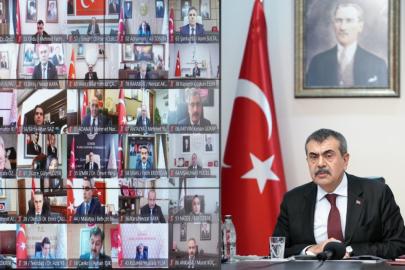 Bakan Tekin 81 il milli eğitim müdürüyle çevrim içi toplantı yaptı