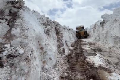 Bingöl’de nisan ayında metrelerce karla mücadele