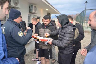 Bulanık’ta protokol ve polis sahada buluştu