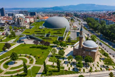 Bursa Osmangazi'de tarihi müzede günlük ziyaretçi sayısı 9 bini aştı