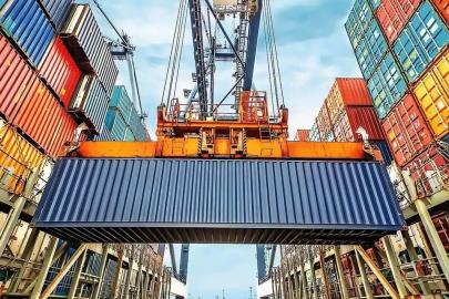 Dış ticaret açığı mart ayında yüzde 56 arttı