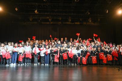 Erzurum’da çocuklar gönlünce bayramlarını kutladı